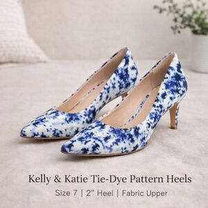 Kelly & Katie | Blue Abstract Pumps | Size 7 | 2” Heel
